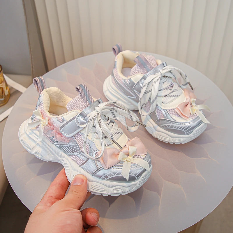Athletic Shoes for Little Girls 2025 New Autumn Toddler Walking Shoes Thick Bottom Soft Sole Versatile School Sports Sneakers