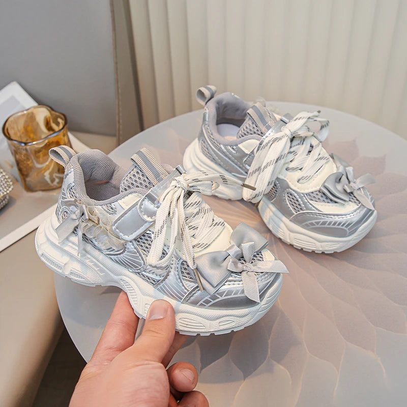 Athletic Shoes for Little Girls 2025 New Autumn Toddler Walking Shoes Thick Bottom Soft Sole Versatile School Sports Sneakers